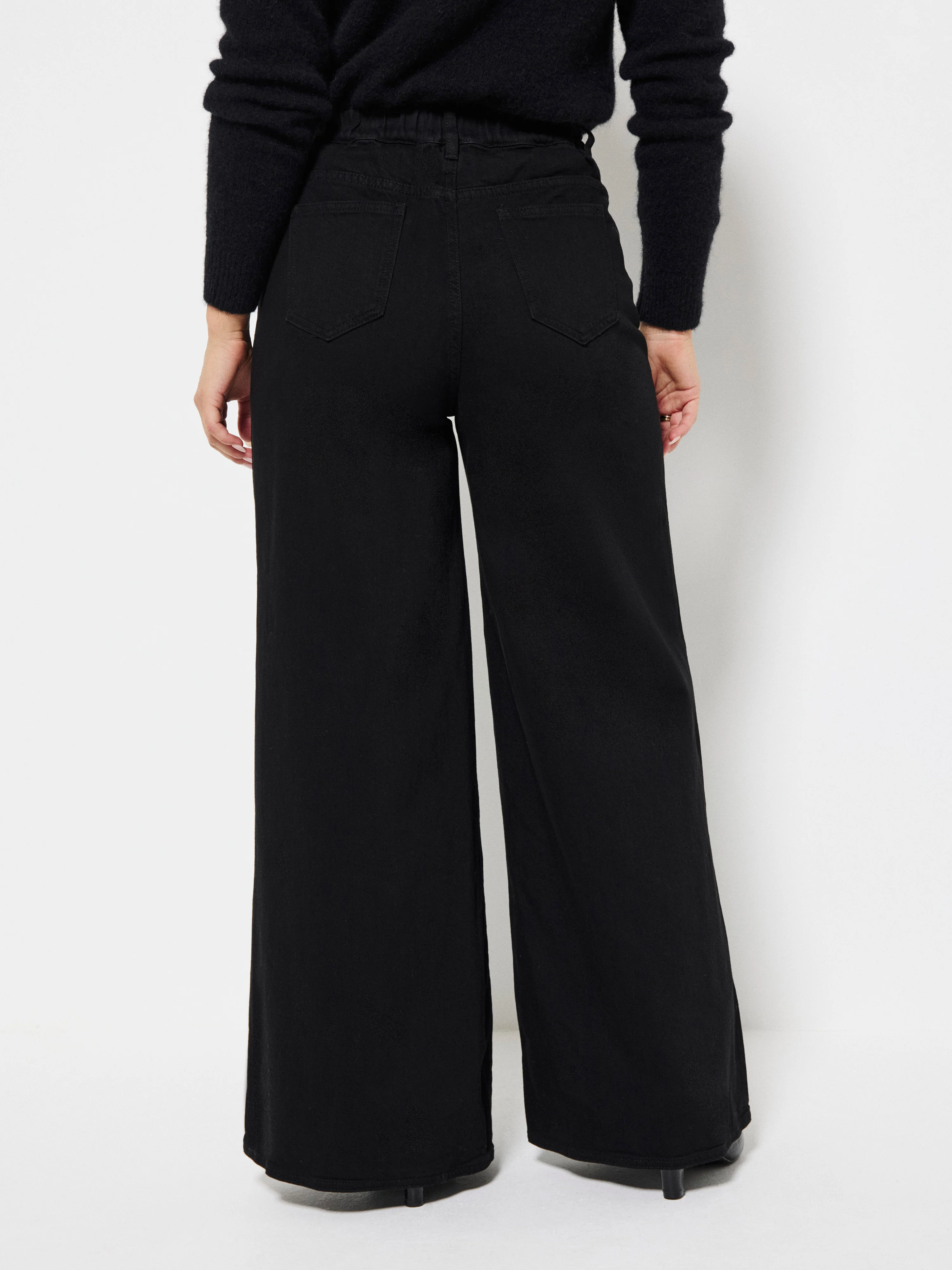 Elasticated Wide Leg Jean - Image 4
