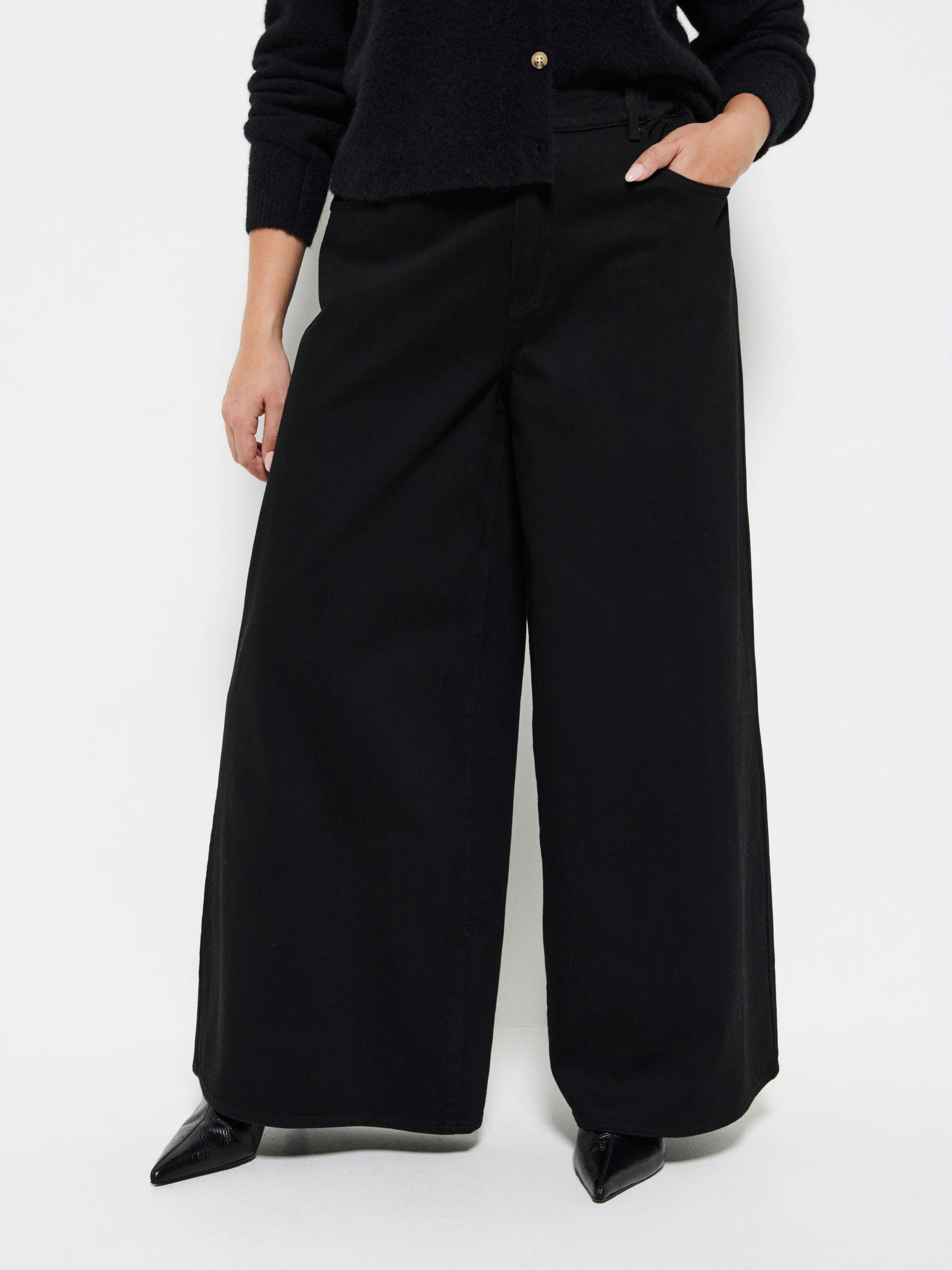Elasticated Wide Leg Jean - Image 6
