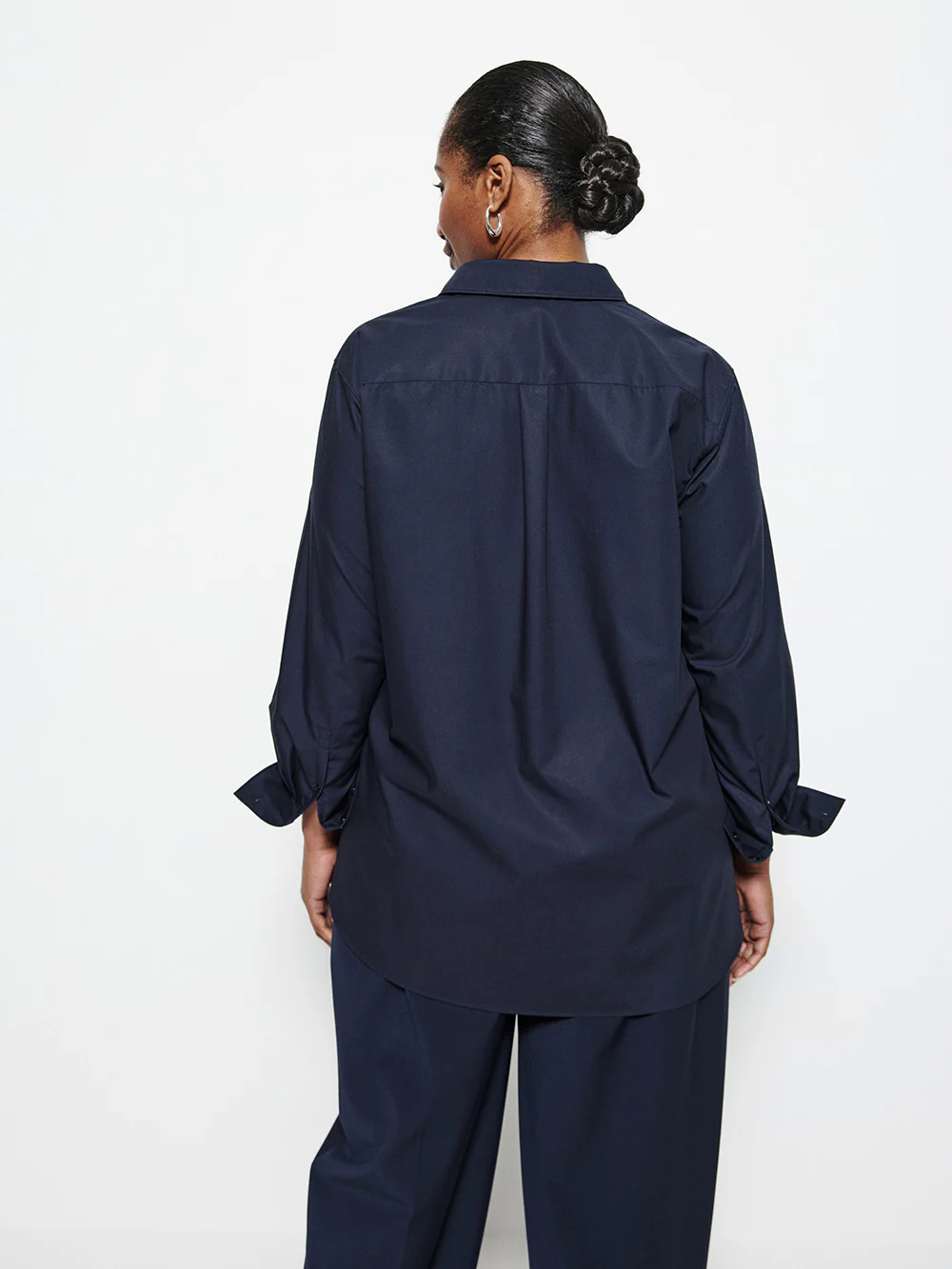 Good Earth Cotton Demi Shirt - Image 7