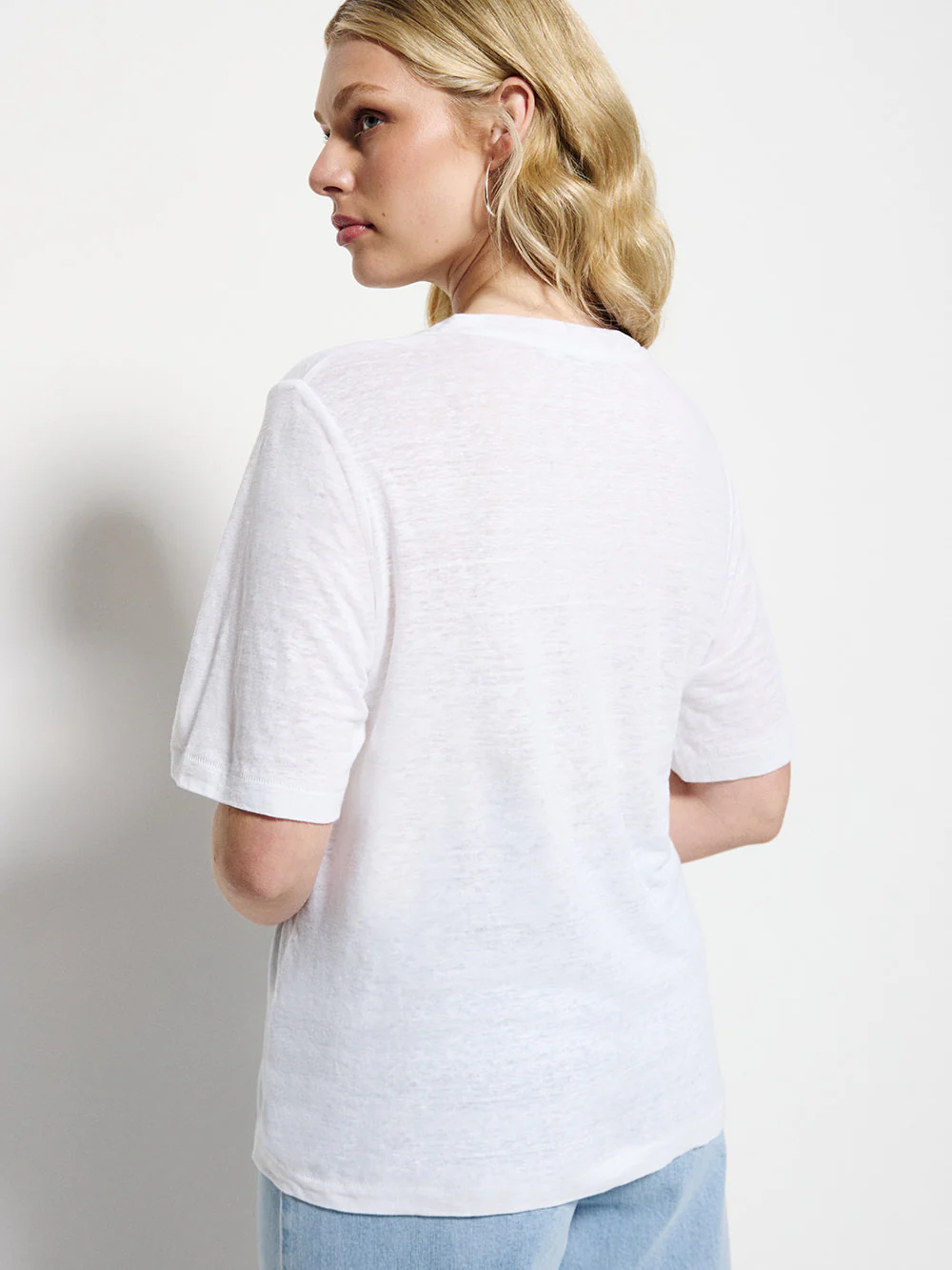 Short Sleeve Linen Tee - Image 4