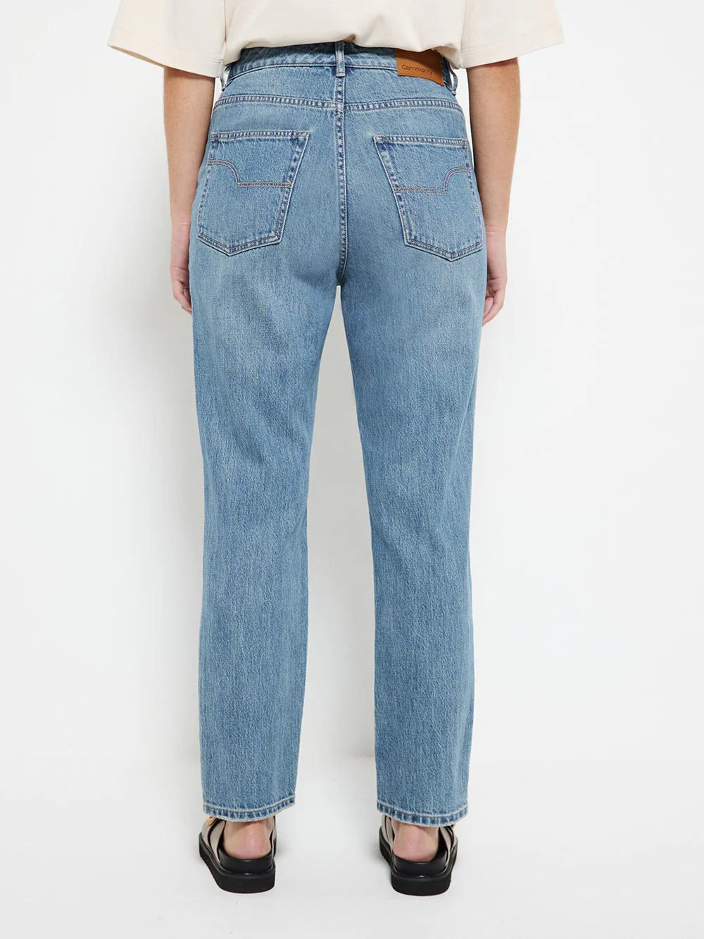 The High Rise Girlfriend Jean - Image 4