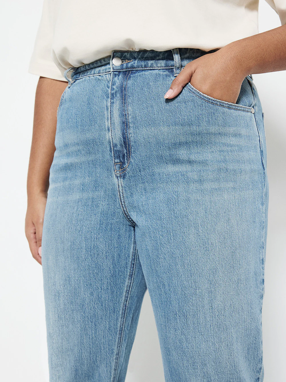 The High Rise Girlfriend Jean - Image 7