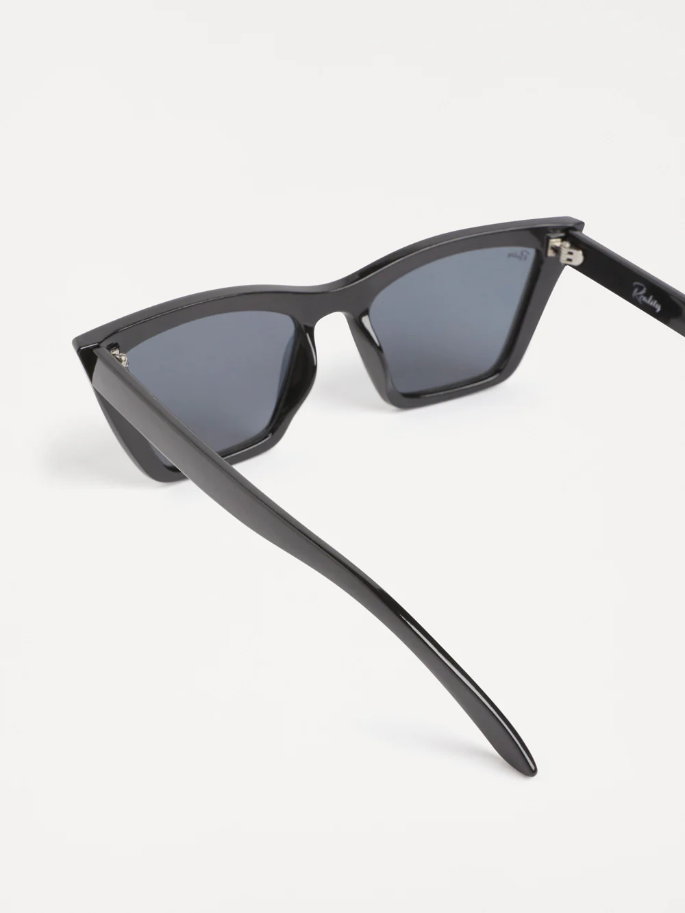 The Lizette Sunglasses - Image 3