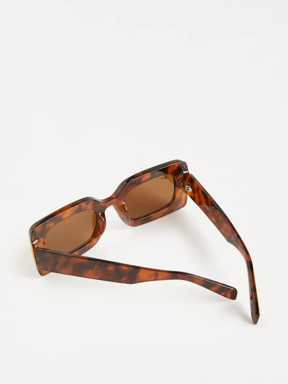 The Twiggy Sunglasses - Image 3